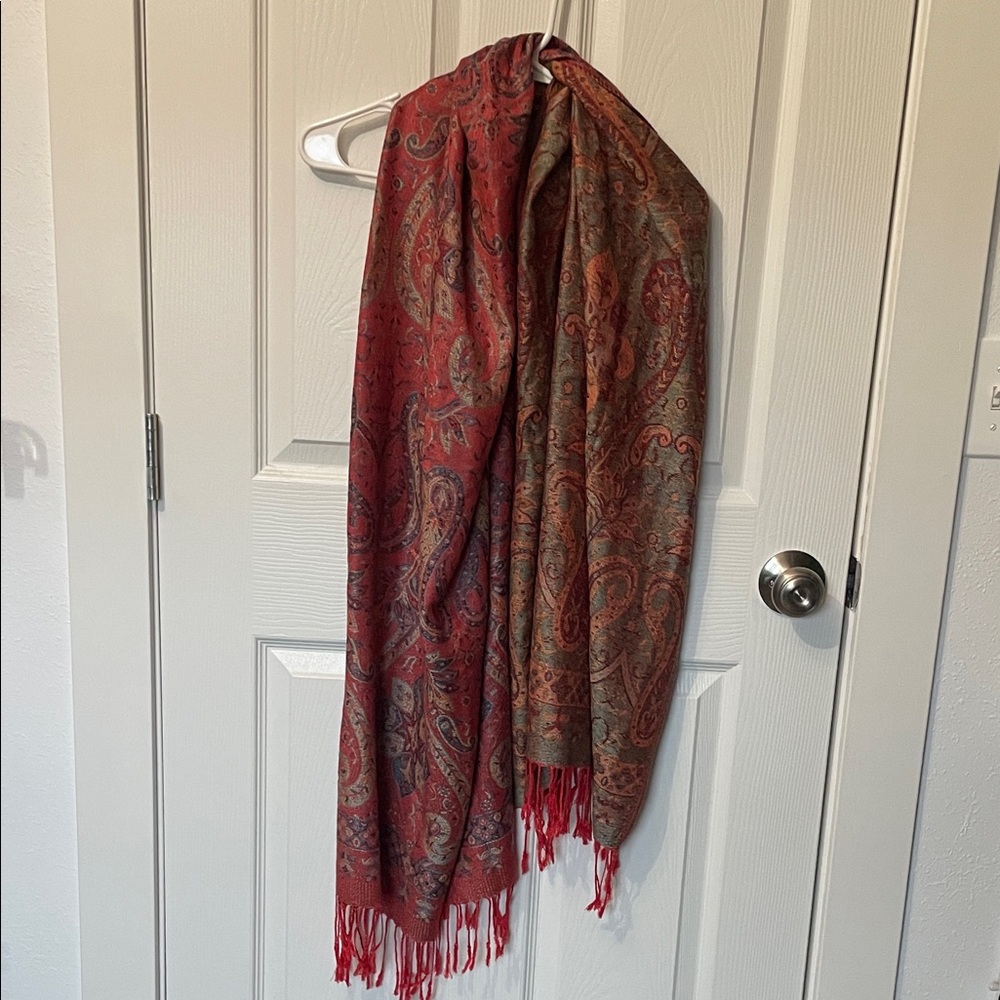 Bought in Jerusalem. Earthy toned Scarf
